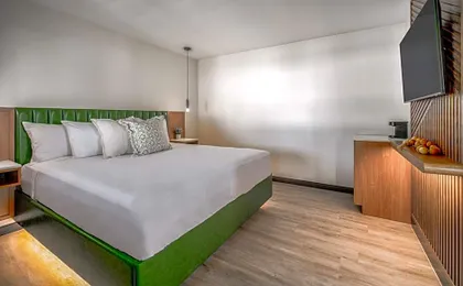 LYFE INN & SUITES by AGA- North Hollywood Near Universal Studios