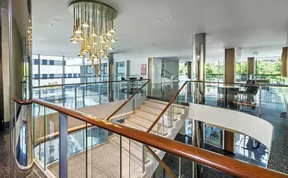 The Statler Dallas, Curio Collection By Hilton