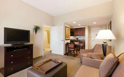 Homewood Suites by Hilton Minneapolis-New Brighton (H)