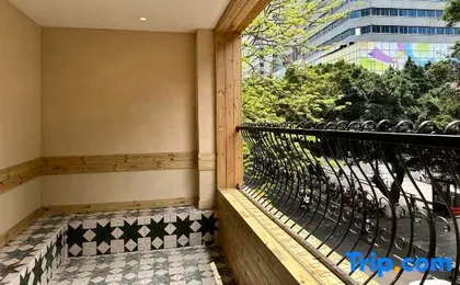 WoPing Youth Hostel（Beijing Road Store, Female Only）