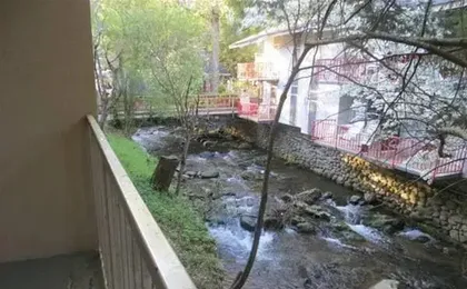 Terrace Inn On The Water