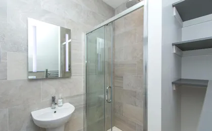 Coldharbour Suites (Adults Only)