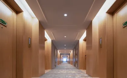 Vienna International Hotel (Beijing Tiantan Hospital Huaxiang Dongqiao Subway Station Store)