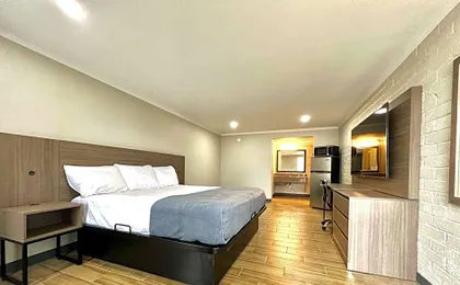 Economy Suites Extended Stay