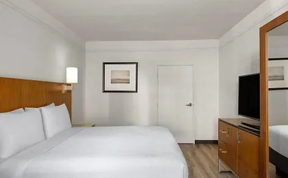 Ramada Suites by Wyndham San Diego/Hotel Circle Area