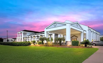 Best Western La Place Inn