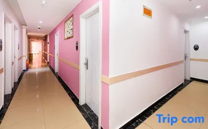 YiBon Hotels Group (Jiading Baiyin Road subway station store)