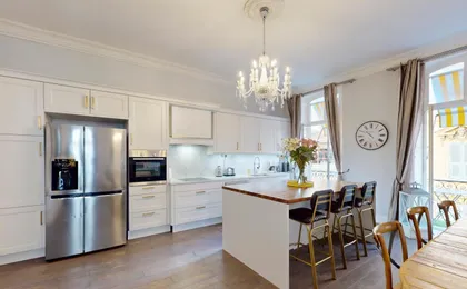 Silver Suite Five Stars Holiday House
