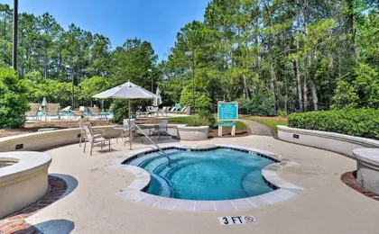 Family Friendly! Golf-front Haven in Cherry Grove