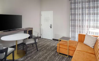 Embassy Suites by Hilton Orlando North (H)