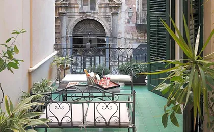 Palazzo Arone dei Baroni di Valentino