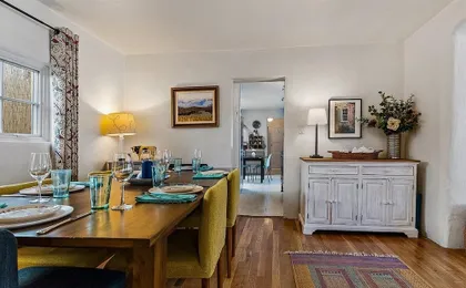 Artist Adobe - Blocks From the Plaza And Rail Yard, Southwestern Charm, Modern Touches