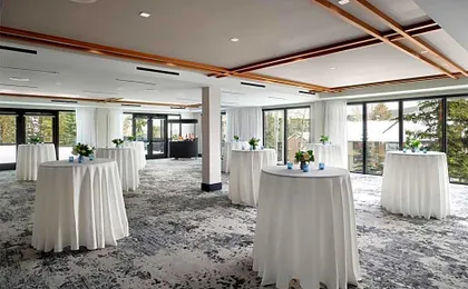 Hotel Alpenrock Breckenridge, Curio Collection by Hilton