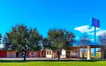 Motel 6-Waco, TX