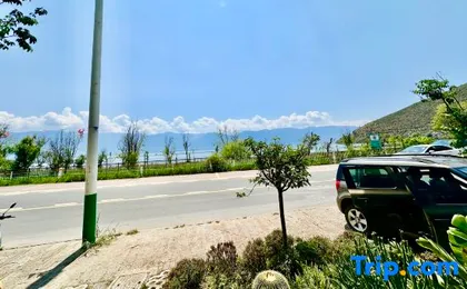 Fanhua Sea View Resort Homestay (Dali Erhai Branch)