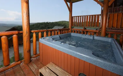 Up Up Away - Two Bedroom Cabin