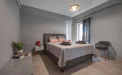Beautiful Apt in Glyfada Center, Papandreou Street