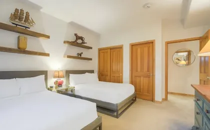 Prime Location, Steps from the Ski Lift - 2 Bedroom Condo in Arrowhead Village 2 Condo