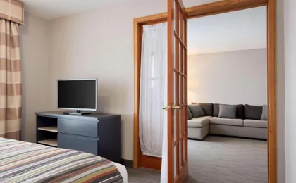 Country Inn & Suites by Radisson, Minneapolis/Shakopee, Mn