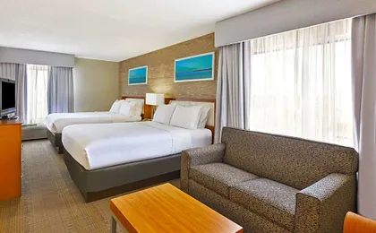Holiday Inn & Suites Bolingbrook by IHG
