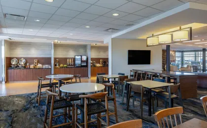 Fairfield Inn & Suites Columbus North