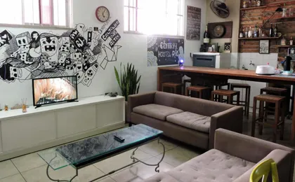 Central Hostel (Adults only)