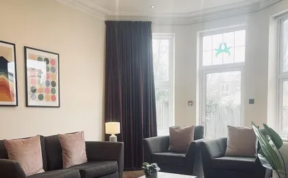 Glenlyn Hotel & Apartments