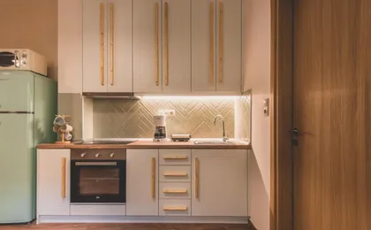 Luxury Apartment with Acropolis View Terrace And Jacuzzi in the Heart of Athens - Living Stone Azurite