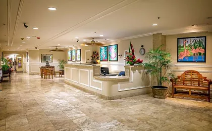 Castle at Waikiki Grand