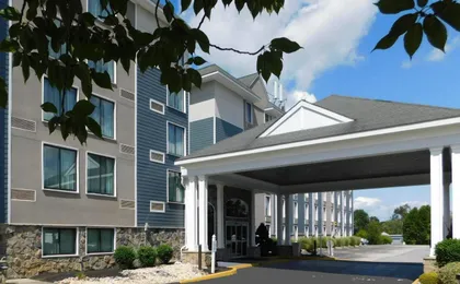 Comfort Inn & Suites Glen Mills