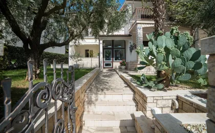 Apartments Silvano 407