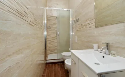 Deluxe Rooms And One Chilling Jacuzzi Suite Guesthouse
