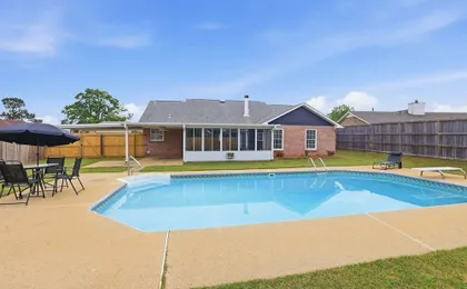 Private Pool Quiet Retreat Games 3 Bedroom Home