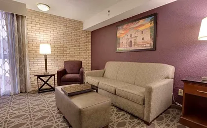 Drury Plaza Hotel San Antonio Airport
