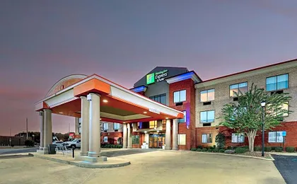 Holiday Inn Express Hotel & Suites- Gadsden By IHG