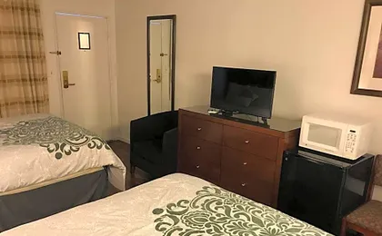 Discovery Inn