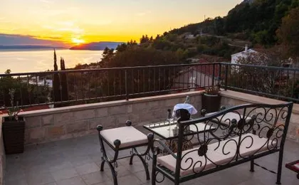 BEST HOST 2025- Stone Art House