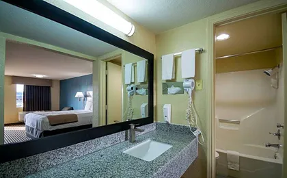 Countryside Inn