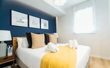 Modern Attractive- 2bd 2bth- Centric
