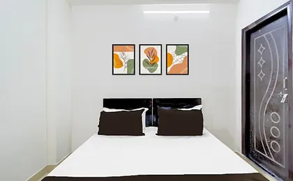 Hotel O by OYO Sri Vani co- live & suites