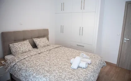 Bright Apartment 8min To Metro Station (Kol_25)