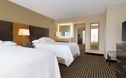 Embassy Suites By Hilton Hotel Piscataway-Somerset