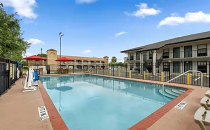 Clarion Pointe Alachua - Gainesville Area