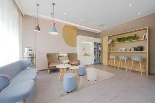 Home Inn Neo Shanghai Expo Park Zone Yanggao South Road Metro Station