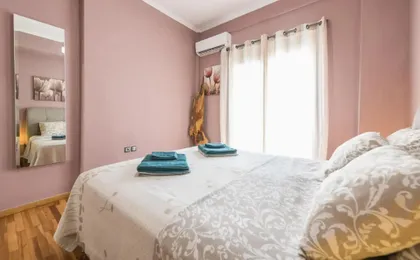 Stylish Luxury Apartment near Acropolis at Neos Kosmos metro station