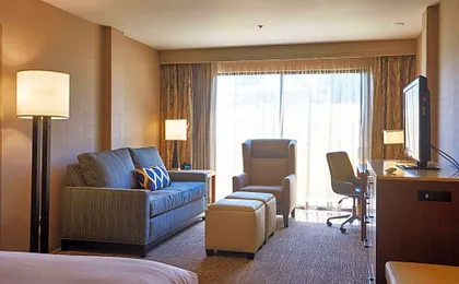 DoubleTree By Hilton Fresno Convention Center