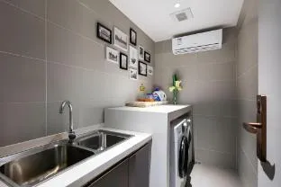 Home Inn Selected Hangzhou West Lake Wulin Square Center