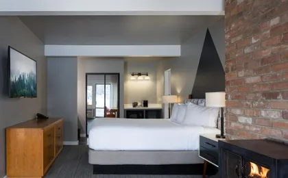 Tamarack Lodge