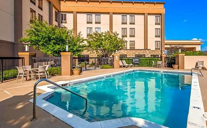 Best Western Plus Wichita West Airport Inn