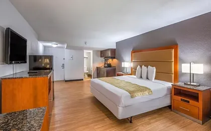 OYO Hotel Orlando Airport